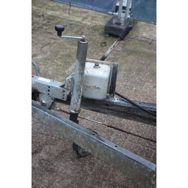 1999 Hapert H2700-04-44315019