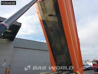 2018-mercedes-benz-arocs-3246-1394981-44315083