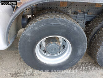 2018-mercedes-benz-arocs-3246-1394981-44315091