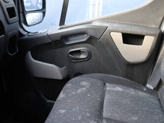 2015-opel-movano-1394983-44315180