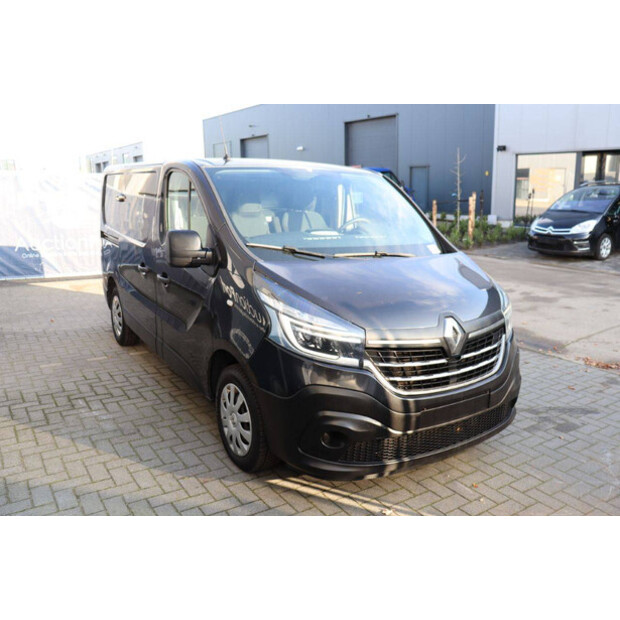 2020 Renault Trafic-44315238