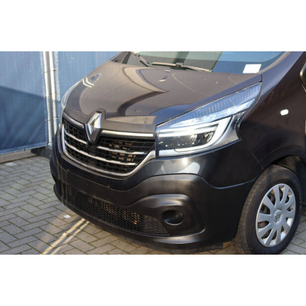 2020 Renault Trafic-44315241