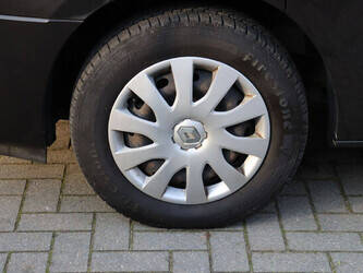 2020-renault-trafic-1394985-44315243