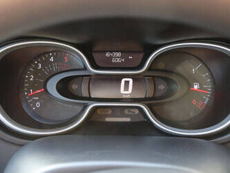 2020-renault-trafic-1394985-44315269