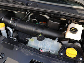 2020-renault-trafic-1394985-44315284