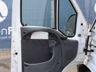 2006-peugeot-boxer-1394990-44315476