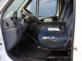 2006-peugeot-boxer-1394990-44315478