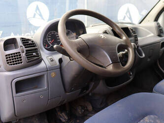 2006-peugeot-boxer-1394990-44315481