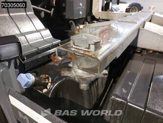 2017-man-tgs-26-320-1394991-44315508