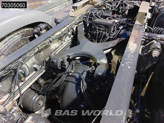 2017-man-tgs-26-320-1394991-44315511