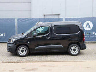 2019-peugeot-partner-1394996-44315753