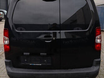 2019-peugeot-partner-1394996-44315756