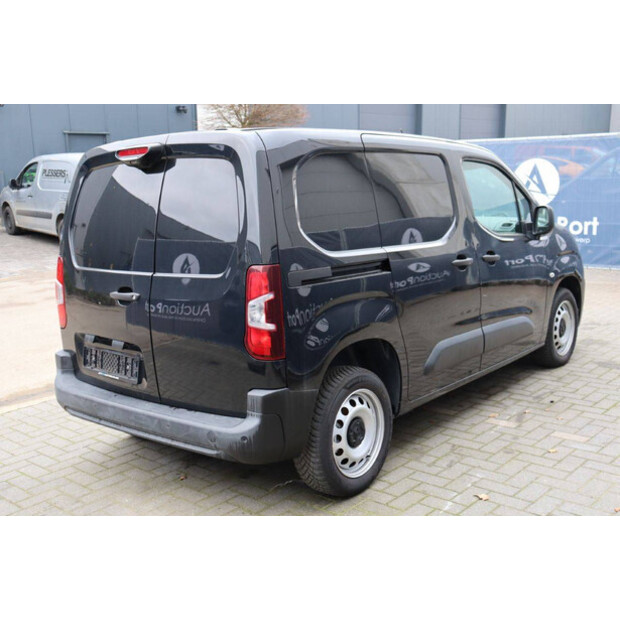 2019 Peugeot PARTNER-44315757