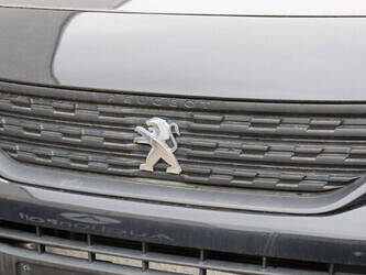 2019-peugeot-partner-1394996-44315762