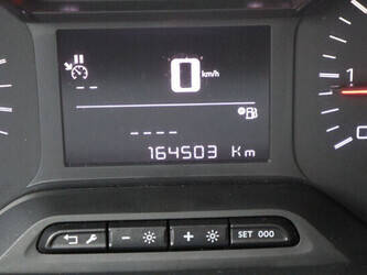 2019-peugeot-partner-1394996-44315789