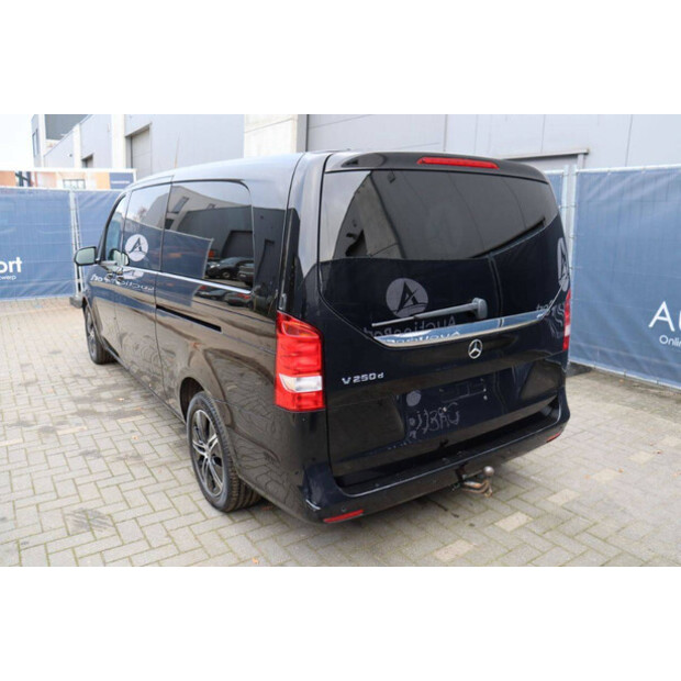 2020 Mercedes-Benz V-Klasse-44315821