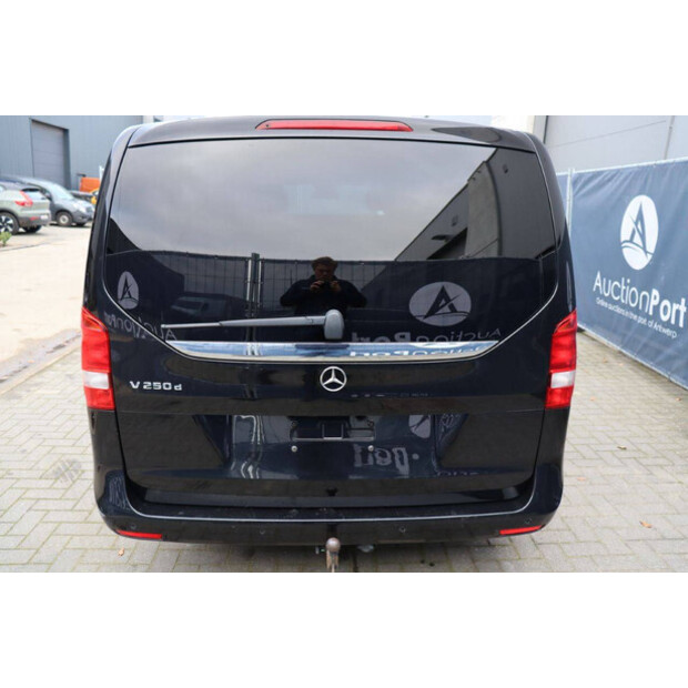 2020 Mercedes-Benz V-Klasse-44315822