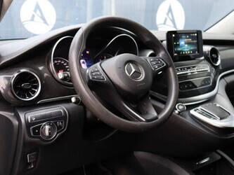 2020-mercedes-benz-v-klasse-1394998-44315843