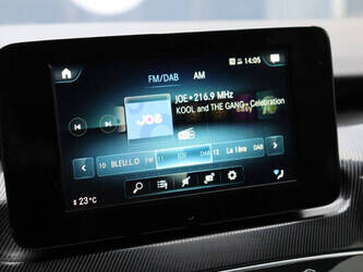 2020-mercedes-benz-v-klasse-1394998-44315851