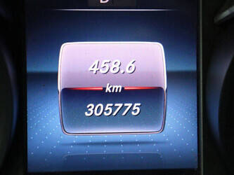 2020-mercedes-benz-v-klasse-1394998-44315858