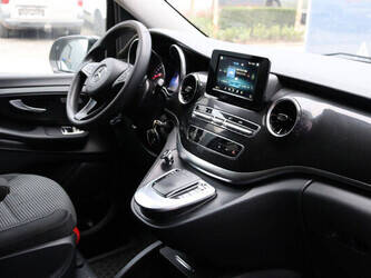 2020-mercedes-benz-v-klasse-1394998-44315873