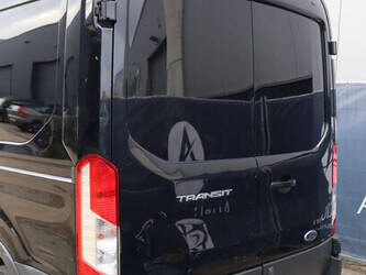 2019-ford-transit-1395001-44315950