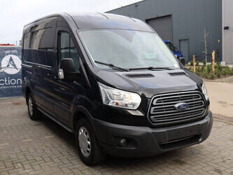 2019-ford-transit-1395001-44315953