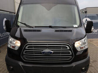 2019-ford-transit-1395001-44315954