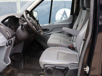 2019-ford-transit-1395001-44315975