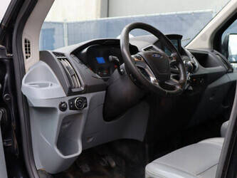 2019-ford-transit-1395001-44315979