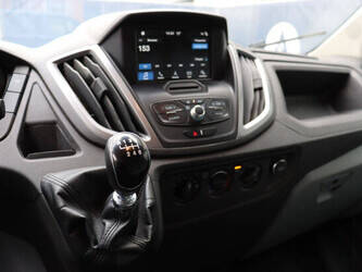 2019-ford-transit-1395001-44315982