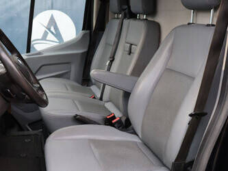 2019-ford-transit-1395001-44315995