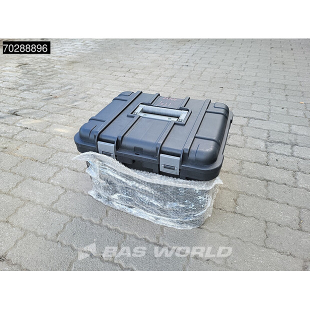 2024 زووم ليون ZE26GU-44316035