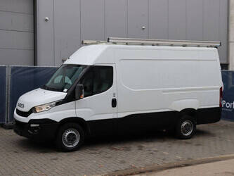 2015-iveco-daily-35s17-1395003-44316046