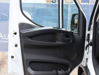 2015-iveco-daily-35s17-1395003-44316068