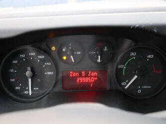 2015-iveco-daily-35s17-1395003-44316092