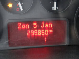 2015-iveco-daily-35s17-1395003-44316094