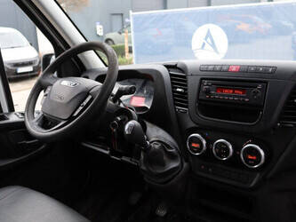 2015-iveco-daily-35s17-1395003-44316116