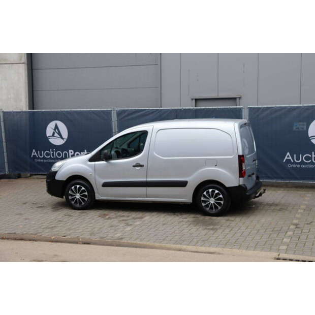 2017 Citroen BERLINGO-44316158