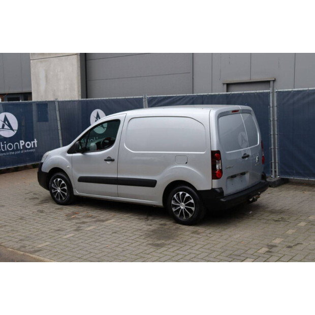 2017 Citroen BERLINGO-44316159