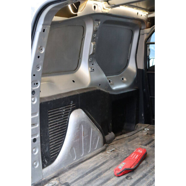 2017 Citroen BERLINGO-44316180