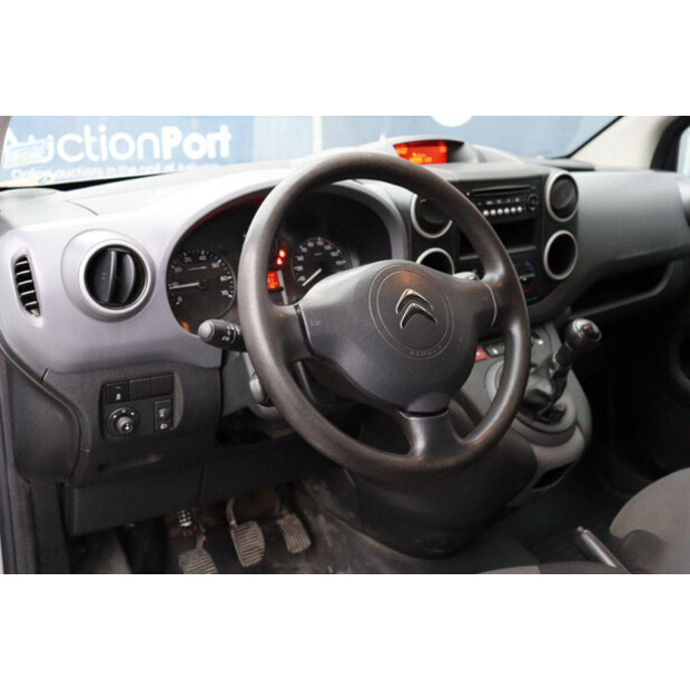 2017 Citroen BERLINGO-44316185