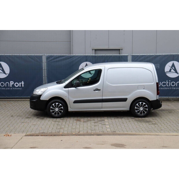 2017 Citroen BERLINGO-44316244