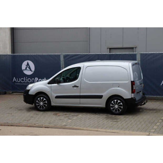 2017 Citroen BERLINGO-44316245