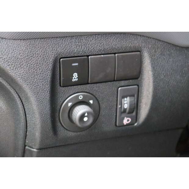 2017 Citroen BERLINGO-44316274