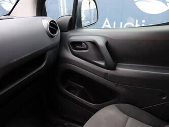 2017-citroen-berlingo-1395008-44316279