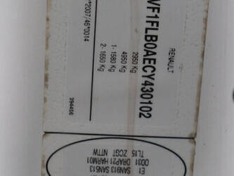 2012-renault-trafic-1395014-44316526