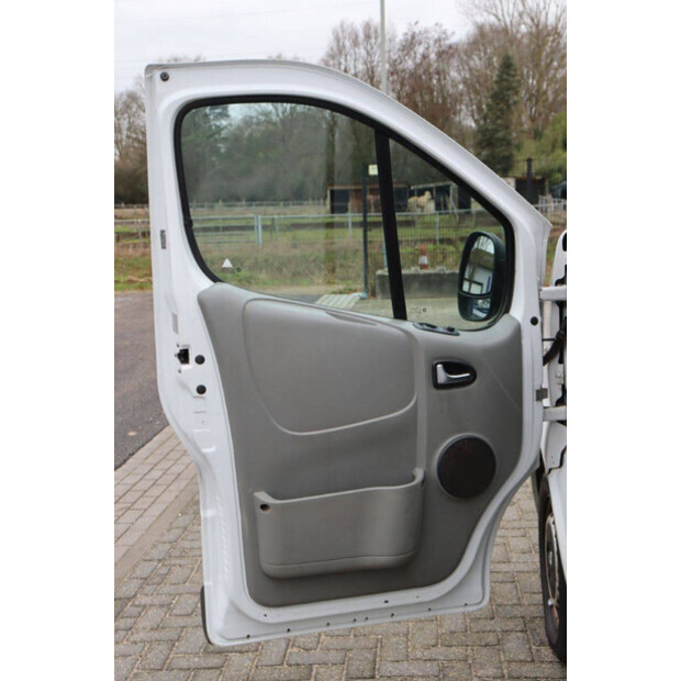 2012 رينو Trafic-44316532