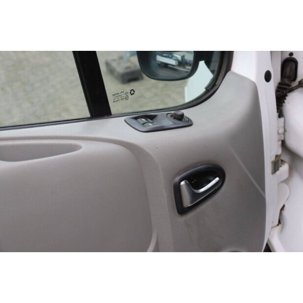 2012 رينو Trafic-44316533