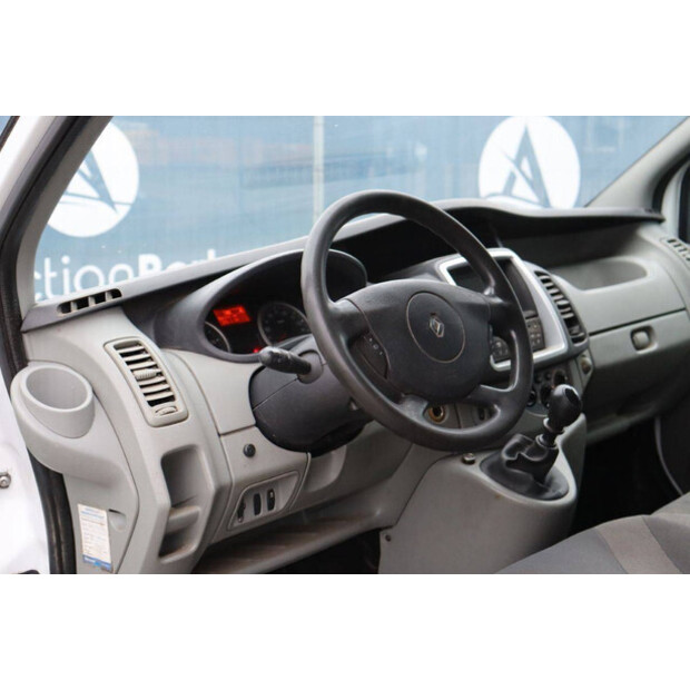 2012 رينو Trafic-44316534